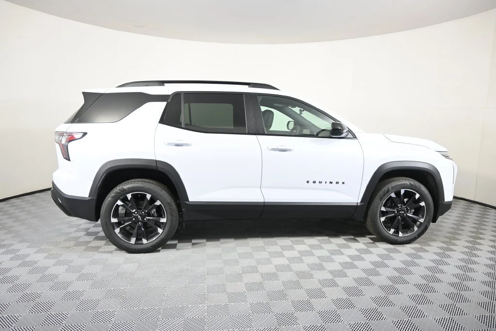 2026 Chevrolet Equinox RS - Photo 7