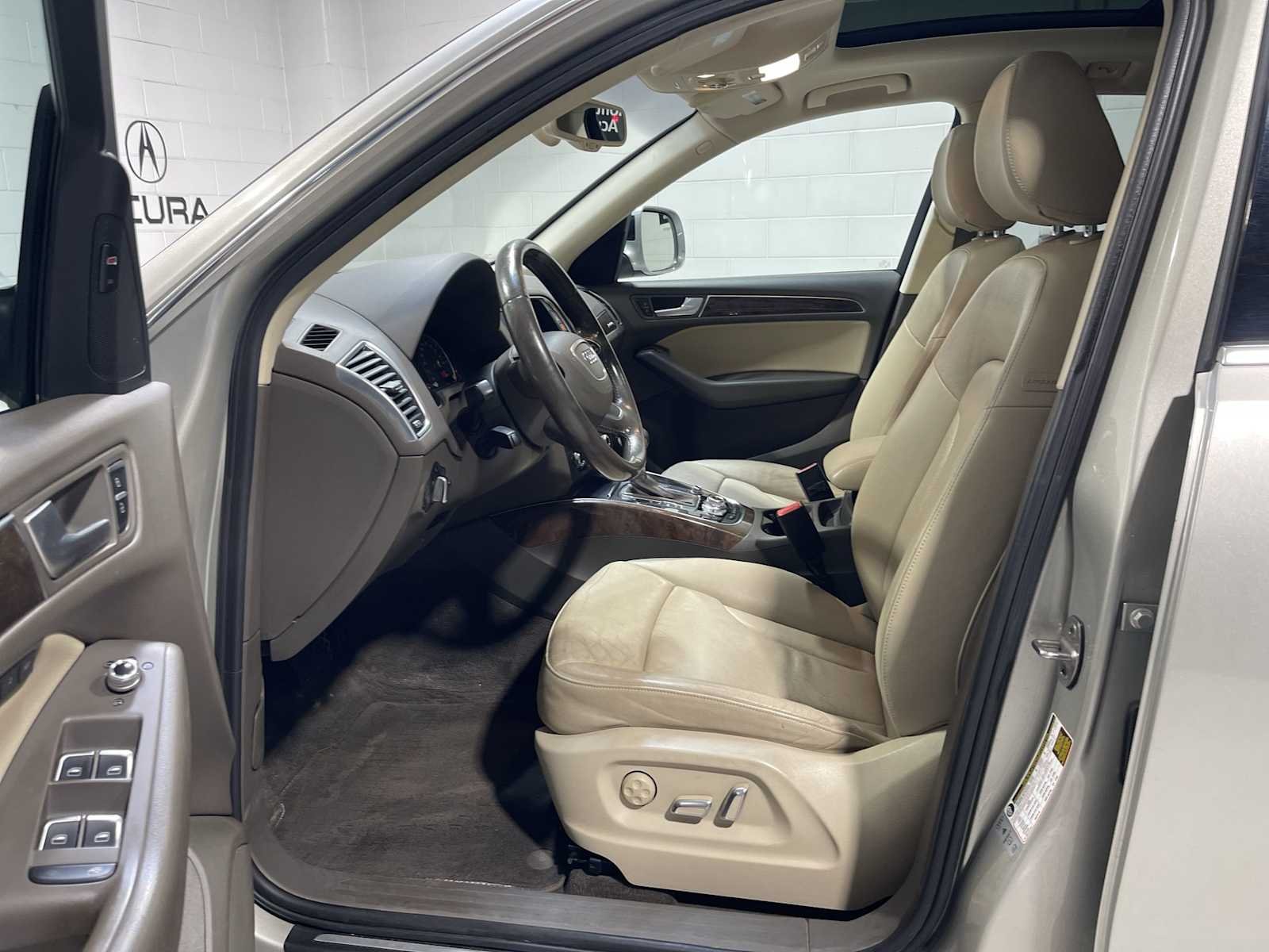 Used 2015 Audi Q5 Premium Plus with VIN WA1LFAFP8FA034657 for sale in Verona, NJ