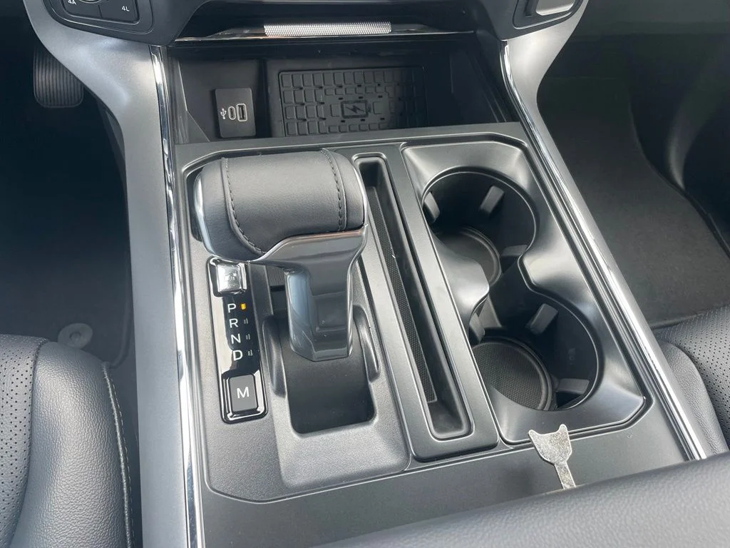 New 2026 Star White Metallic Tri-Coat Ford Lariat® image 14
