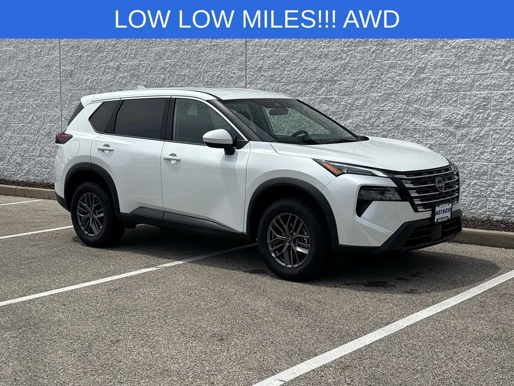 Used 2026 White Nissan SV image 14