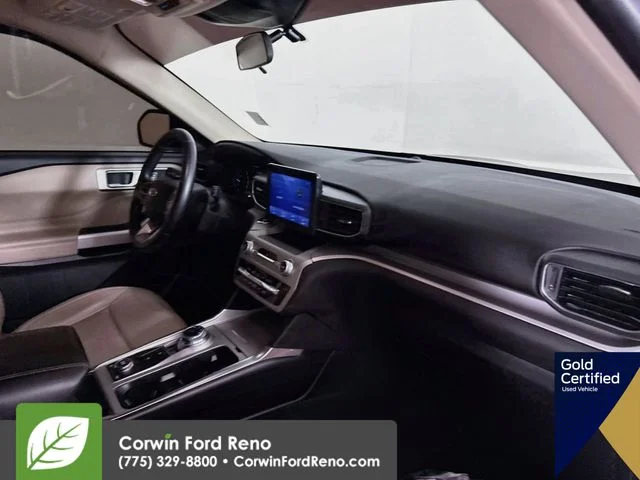 Certified Used 2022 Red Metallic Ford XLT image 32