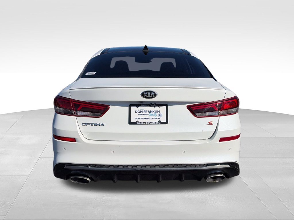 Used 2019 White Kia S image 4
