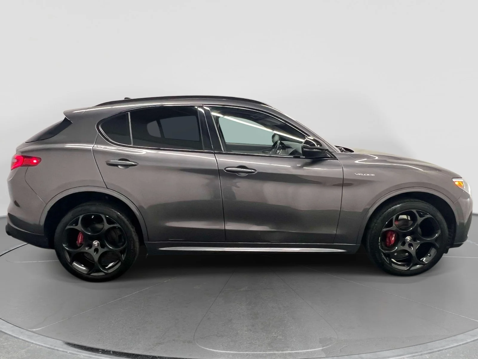 Used 2023 Vesuvio Gray Metallic Alfa Romeo Veloce image 5
