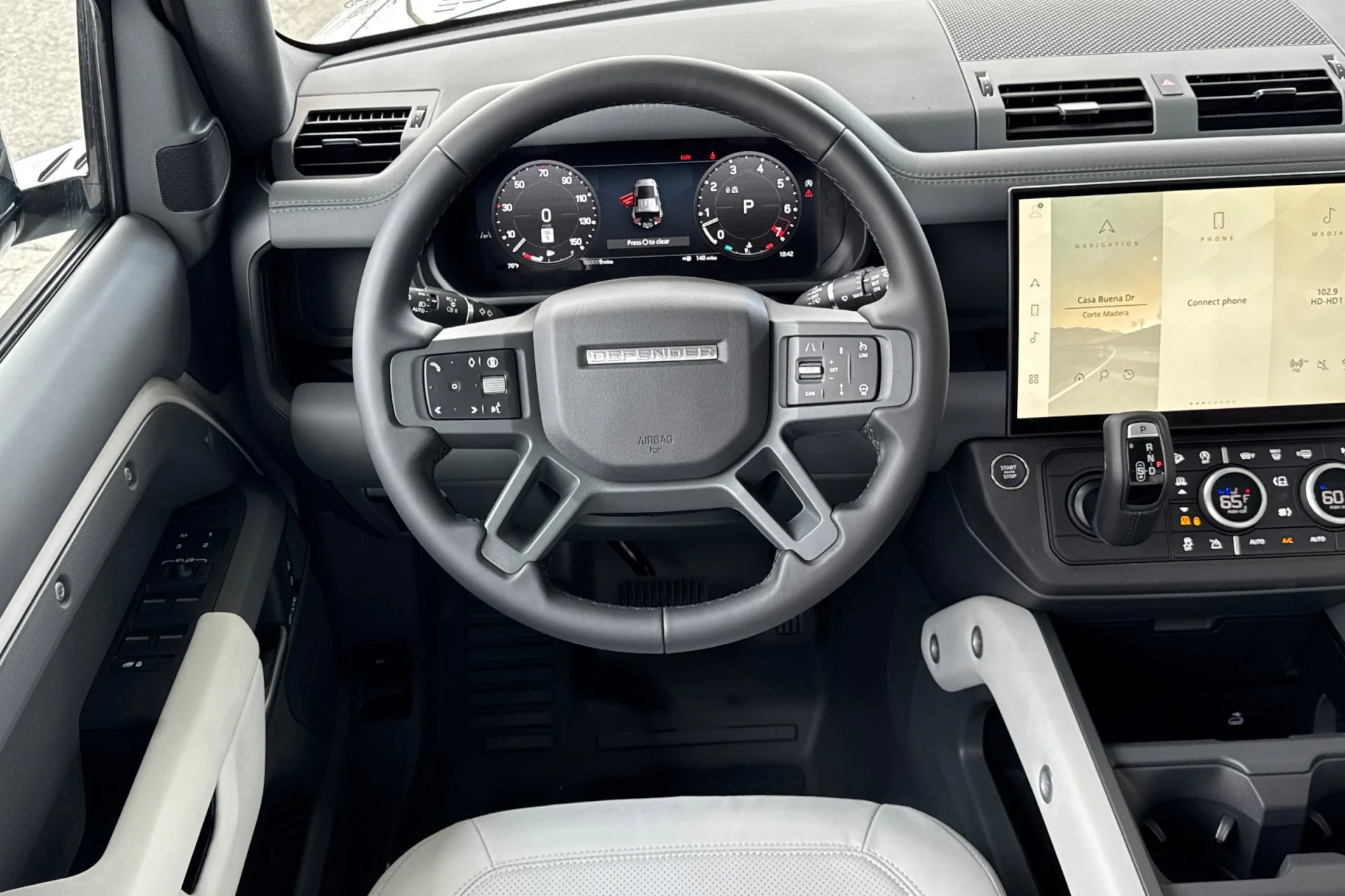 New 2026 Borasco Grey Land Rover X-Dynamic SE image 16