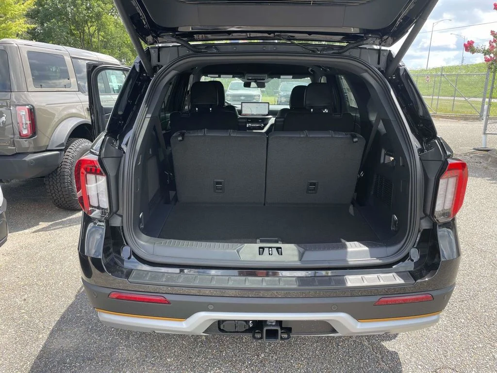 2026 Ford Explorer Tremor - Photo 10