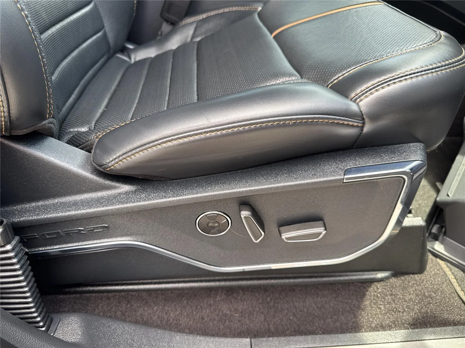 Used 2021 Carbonized Gray Ford Platinum image 42