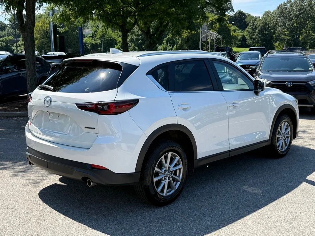 Used 2023 Rhodium White Metallic Mazda 2.5 S Preferred Package image 10