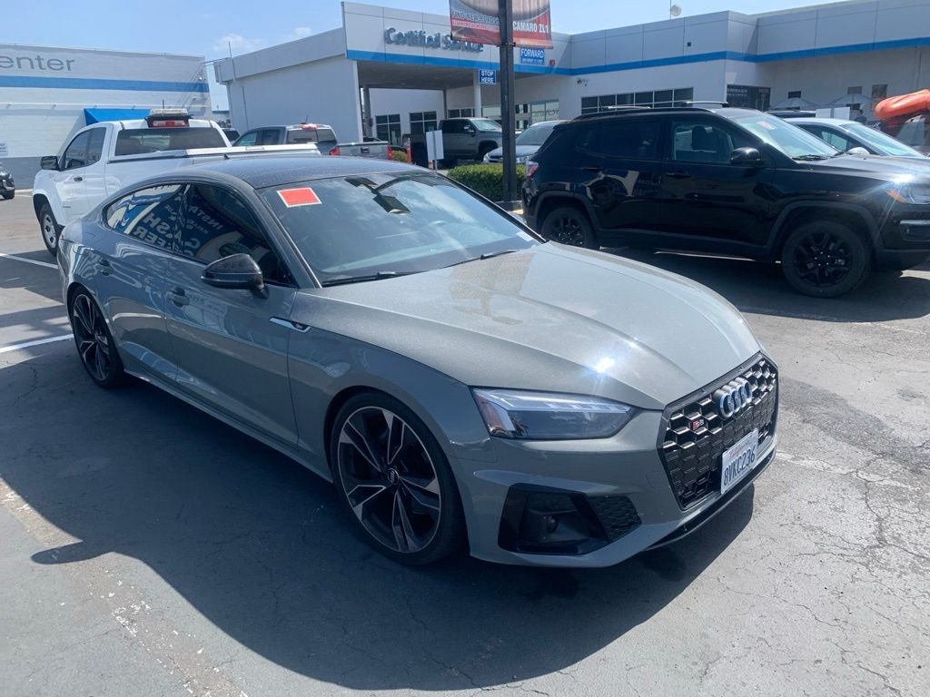 Used 2021 Gray Audi Premium Plus image 4