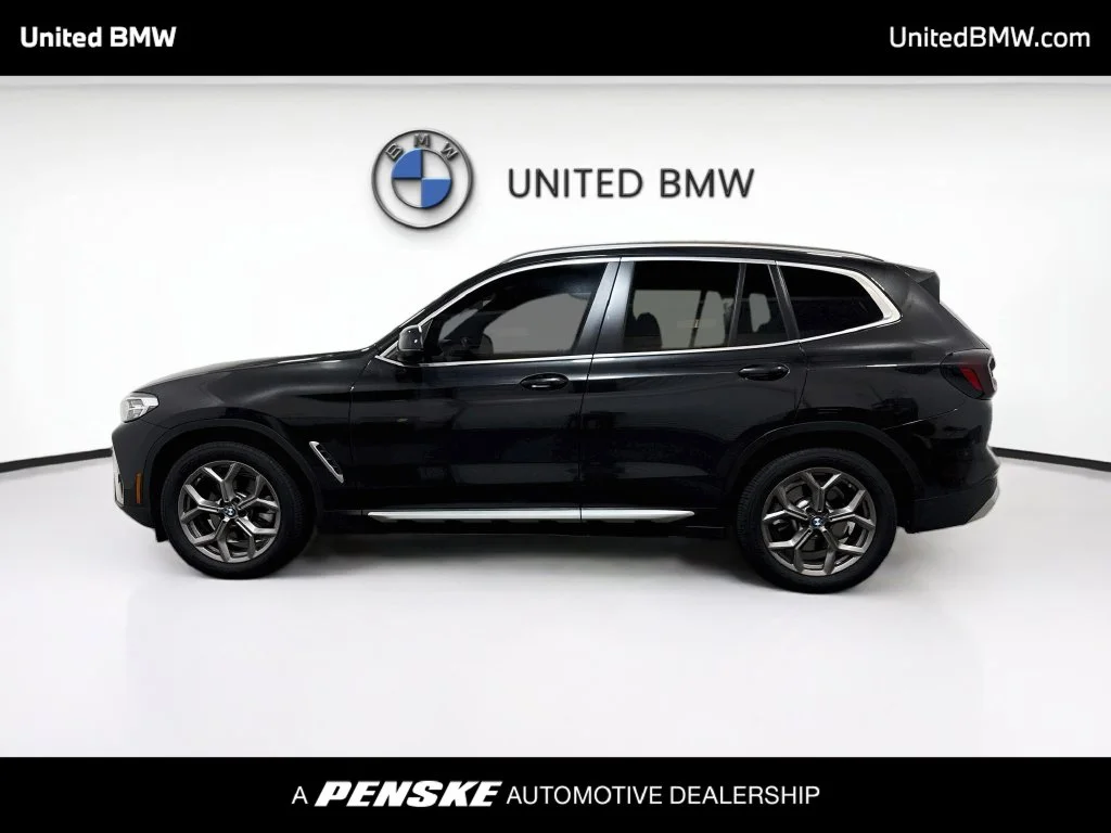 Used 2023 Dark Graphite BMW sDrive30i image 8