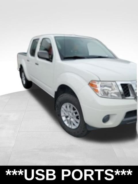 Used 2017 White Nissan SV image 5
