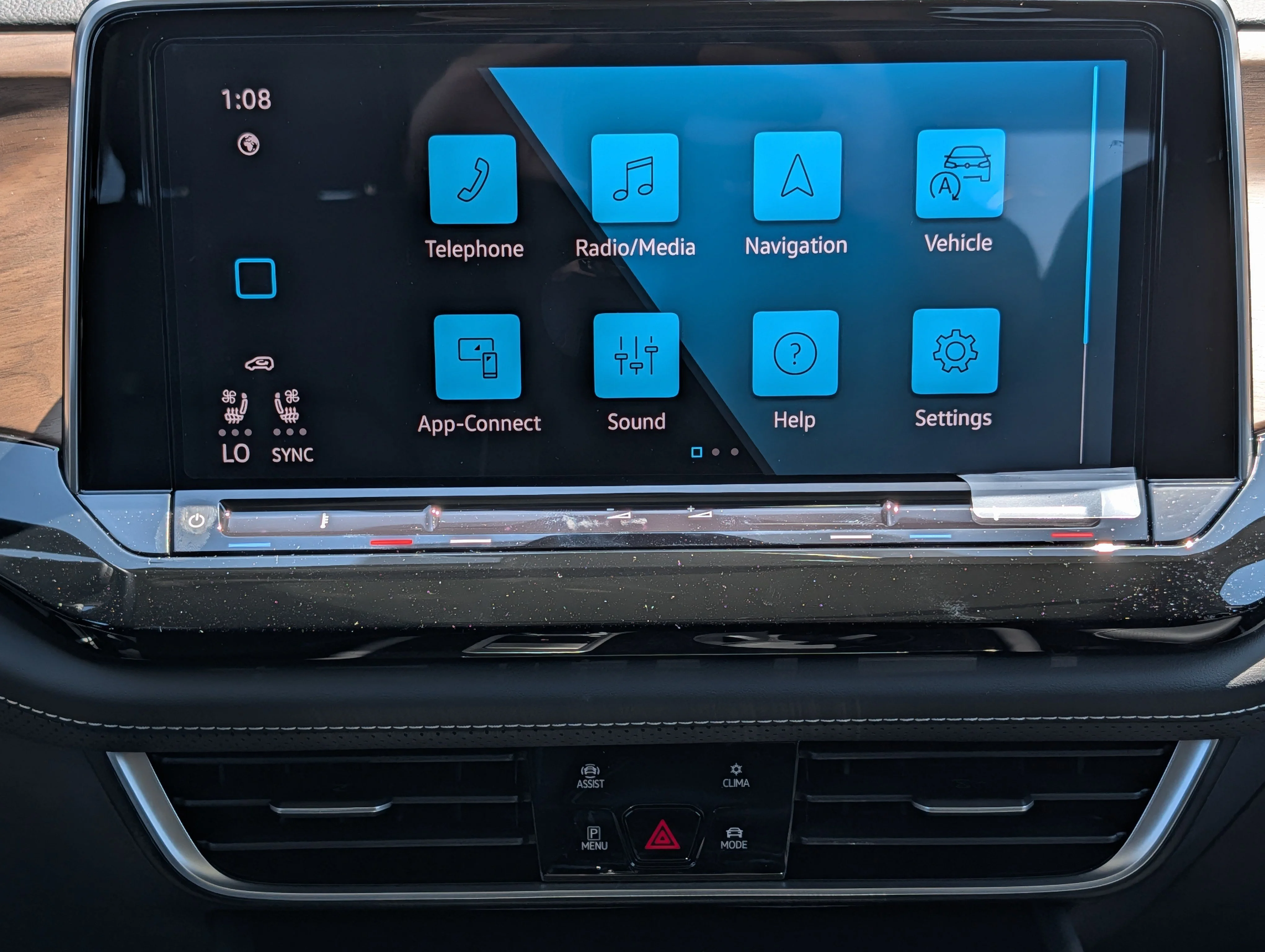 New 2026 Deep Black Pearl Volkswagen 2.0T SE w/Technology image 10