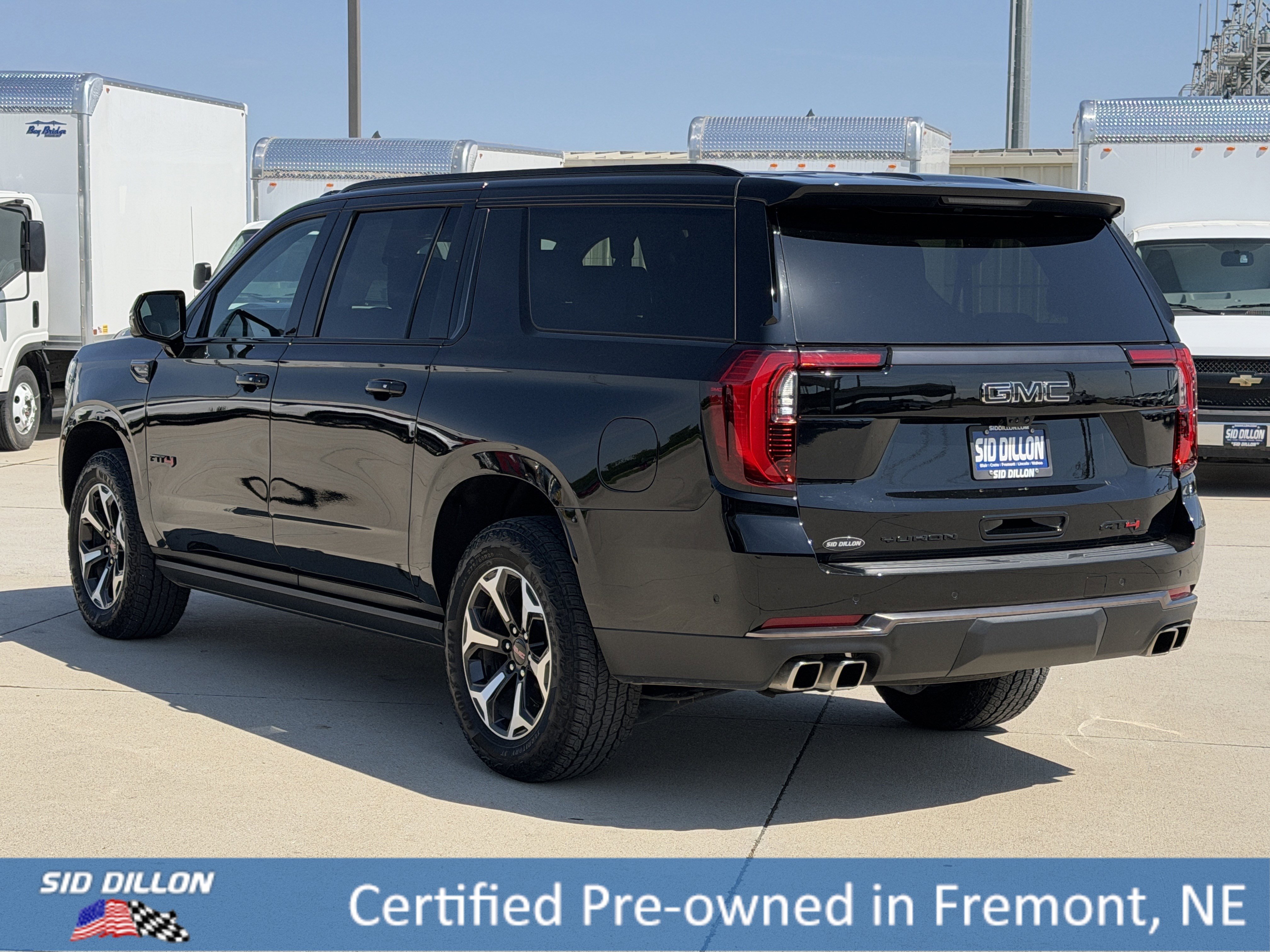 2026 GMC Yukon XL AT4 Ultimate - Photo 8