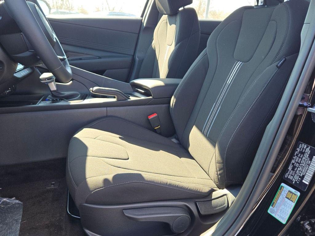 New 2026 Black Hyundai SEL Sport image 21