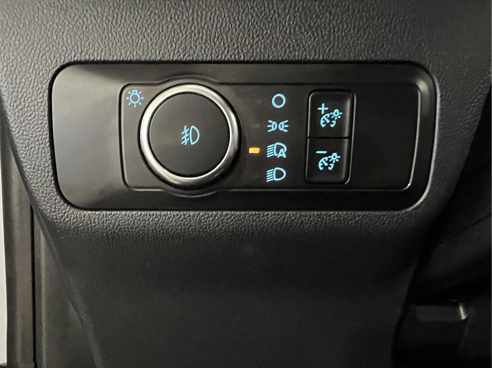 New 2026 Space White Metallic Ford Badlands® image 28