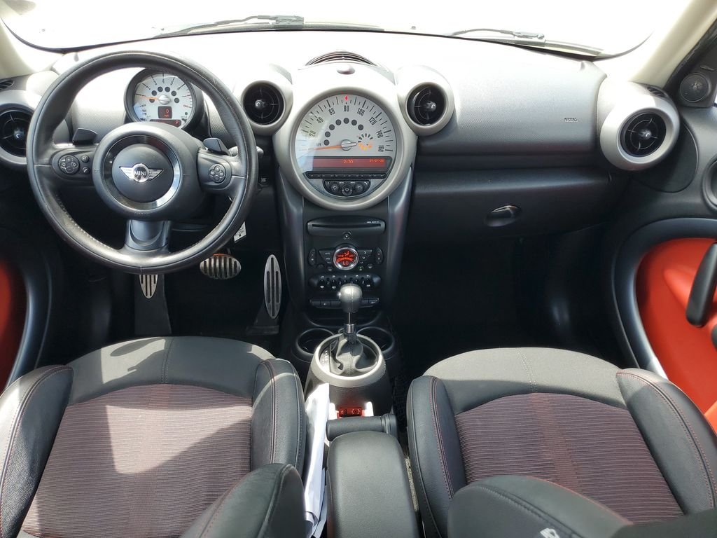 Used 2011 Black MINI Base image 15