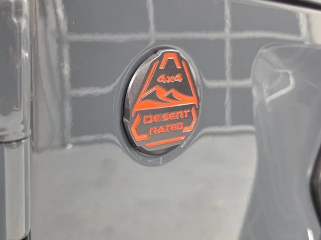 New 2026 Anvil Clear-Coat Exterior Paint Jeep Mojave X image 12