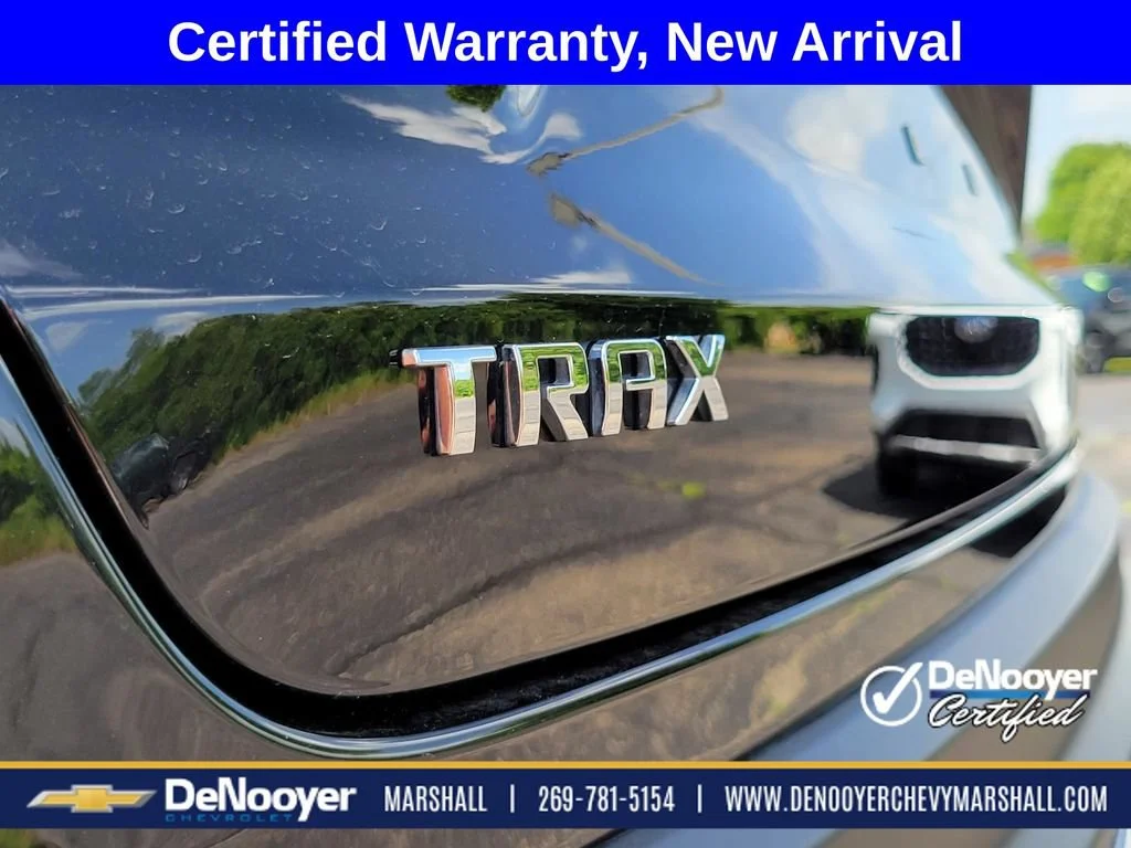 2025 Chevrolet Trax LT - Photo 26