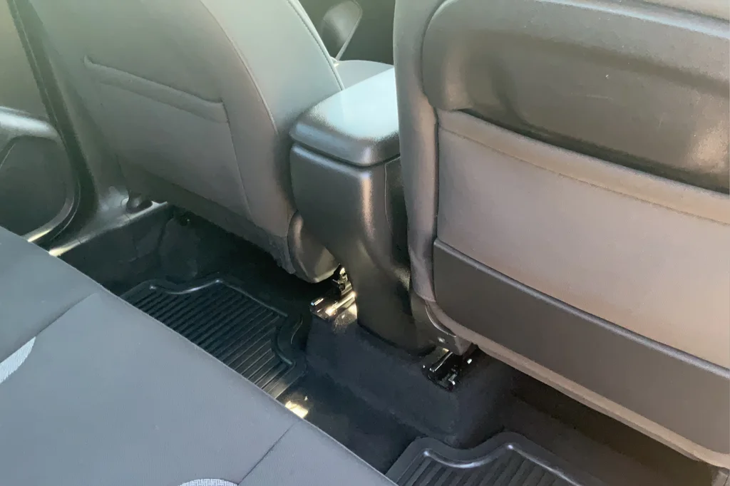 Used 2022 Black Chevrolet LS image 22