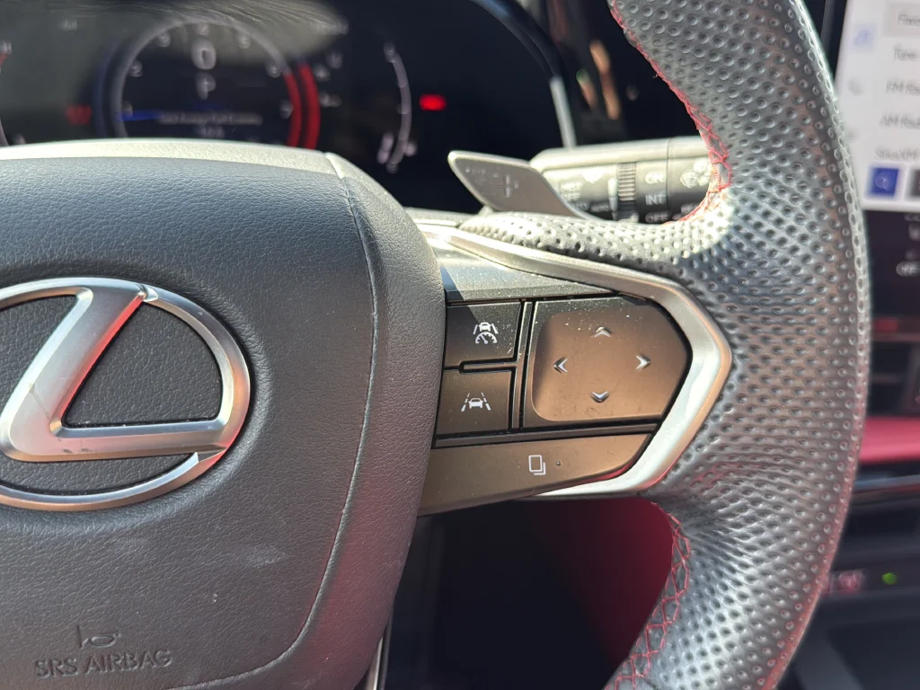 Used 2024 White Lexus 350 F SPORT Handling image 16