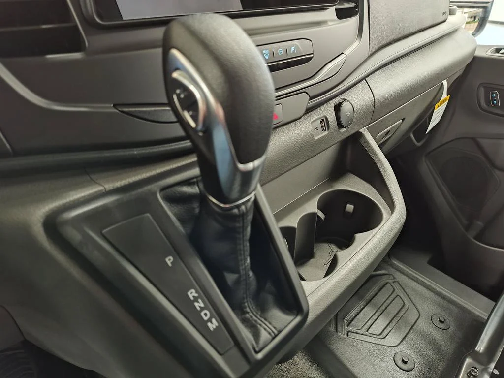 New 2027 Oxford White Ford Cargo Van image 22
