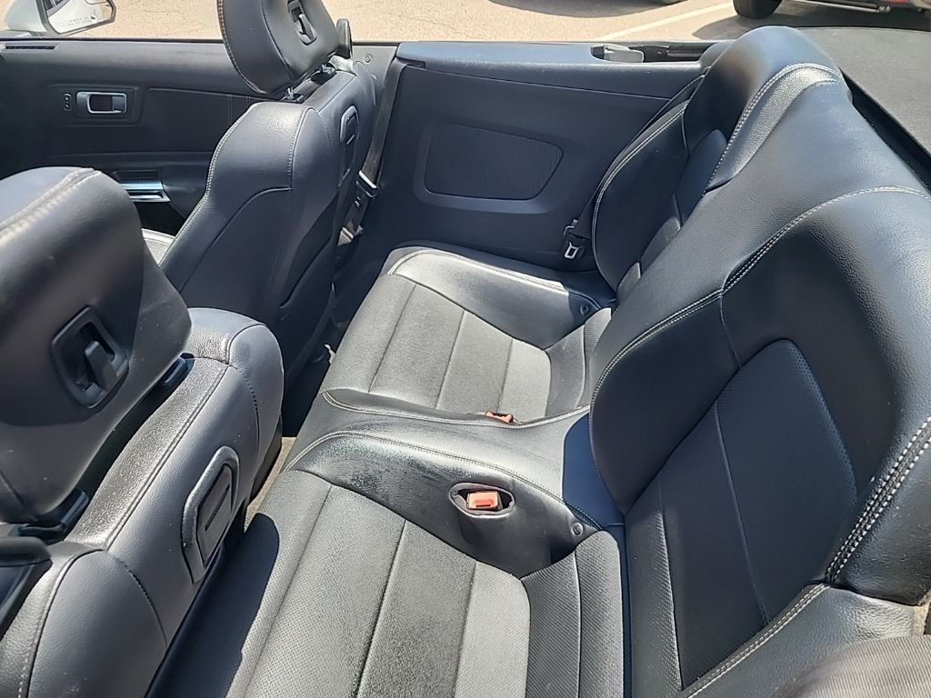 Used 2018 White Ford EcoBoost Premium image 9