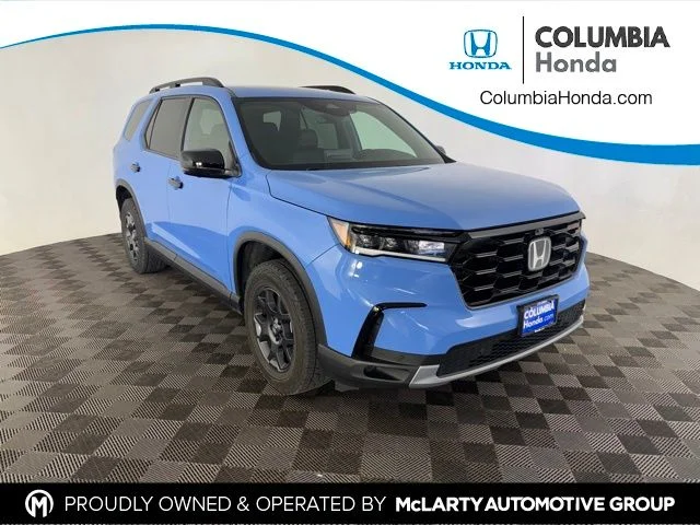 Used 2025 Blue Honda TrailSport image 1