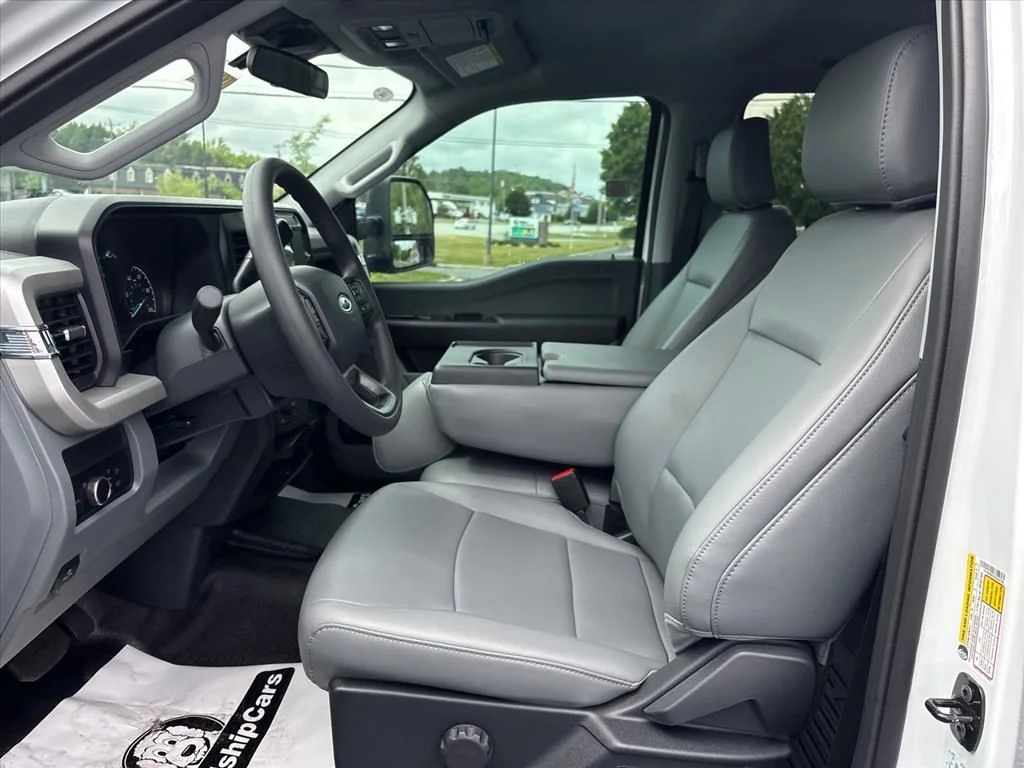 2026 Ford F-350 Super Duty XL - Photo 24