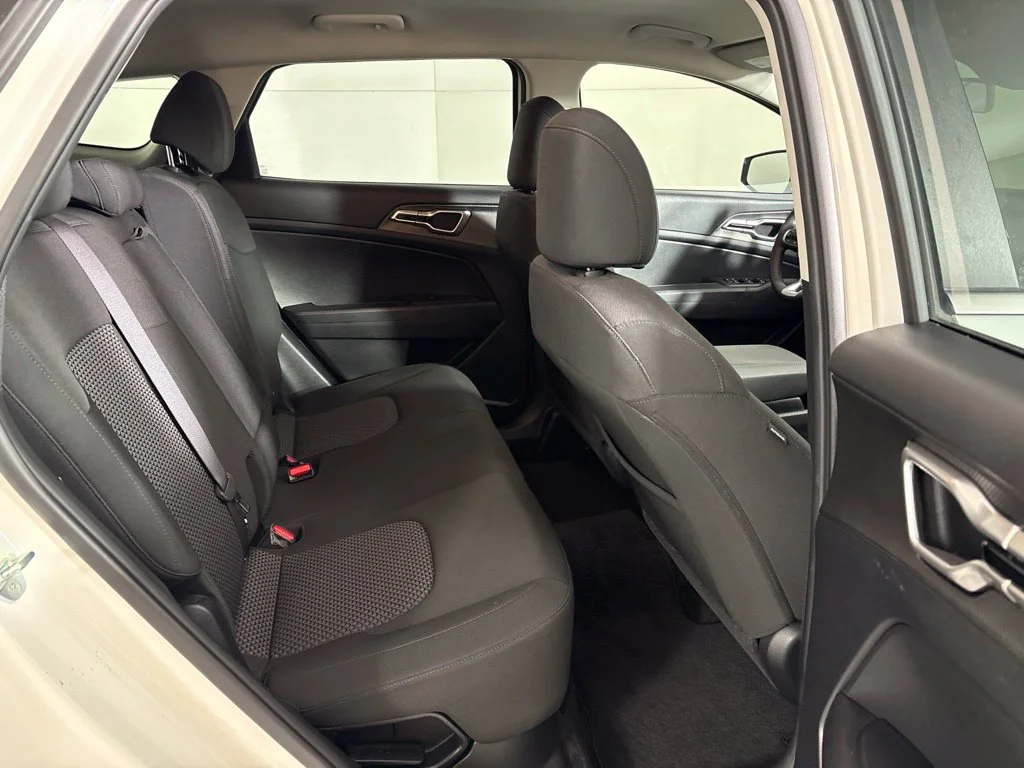 Used 2023 White Kia LX image 18