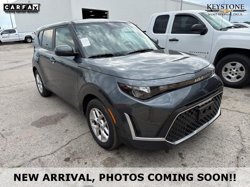 2025 Kia Soul 2.0L LX IVT's photo