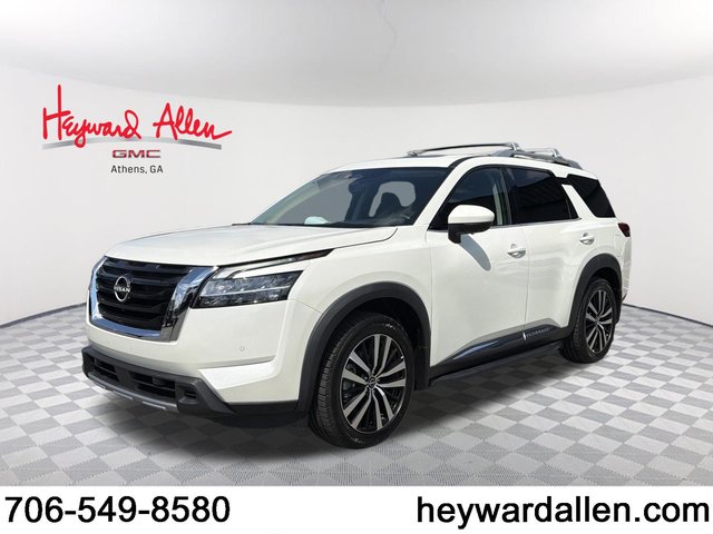 2023 Nissan Pathfinder Platinum FWD