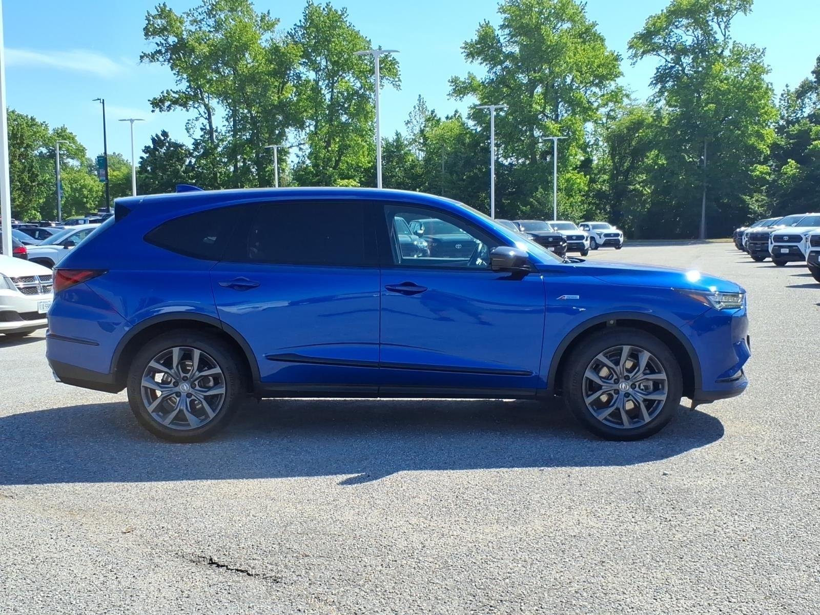 Used 2023 Apex Blue Pearl Acura w/A-Spec Package image 8