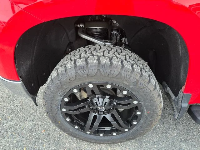 Used 2025 Red Chevrolet LT image 19