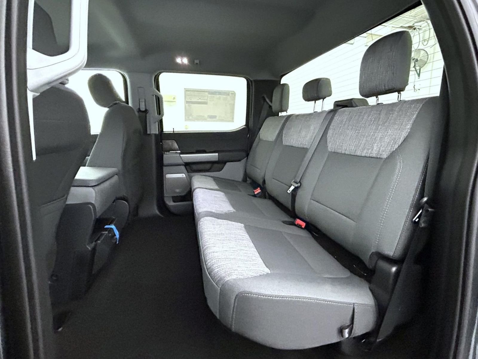 New 2026 Carbonized Gray Metallic Ford XLT image 19