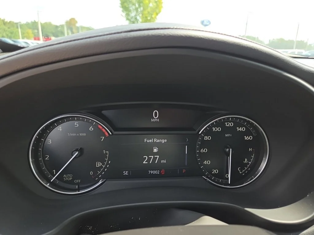 Used 2023 Black Cadillac Luxury image 12