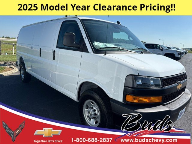 2025 Chevrolet Express Cargo
