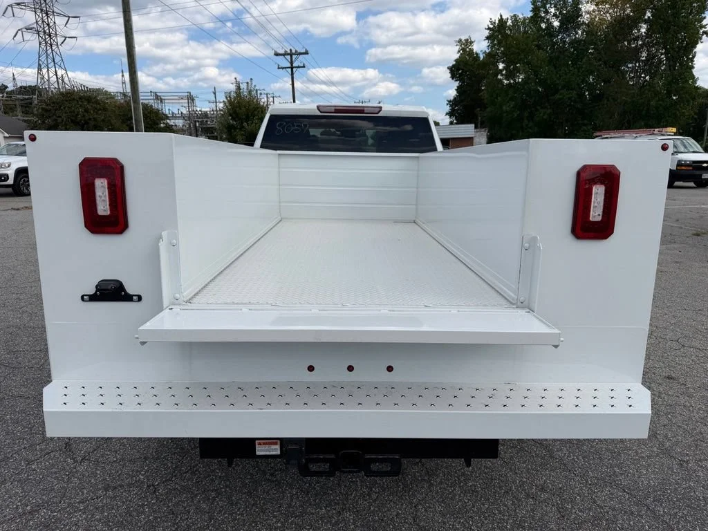New 2026 Summit White Chevrolet Work Truck image 12