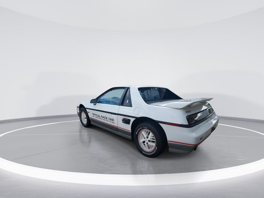 Used 1984  Pontiac SE image 6