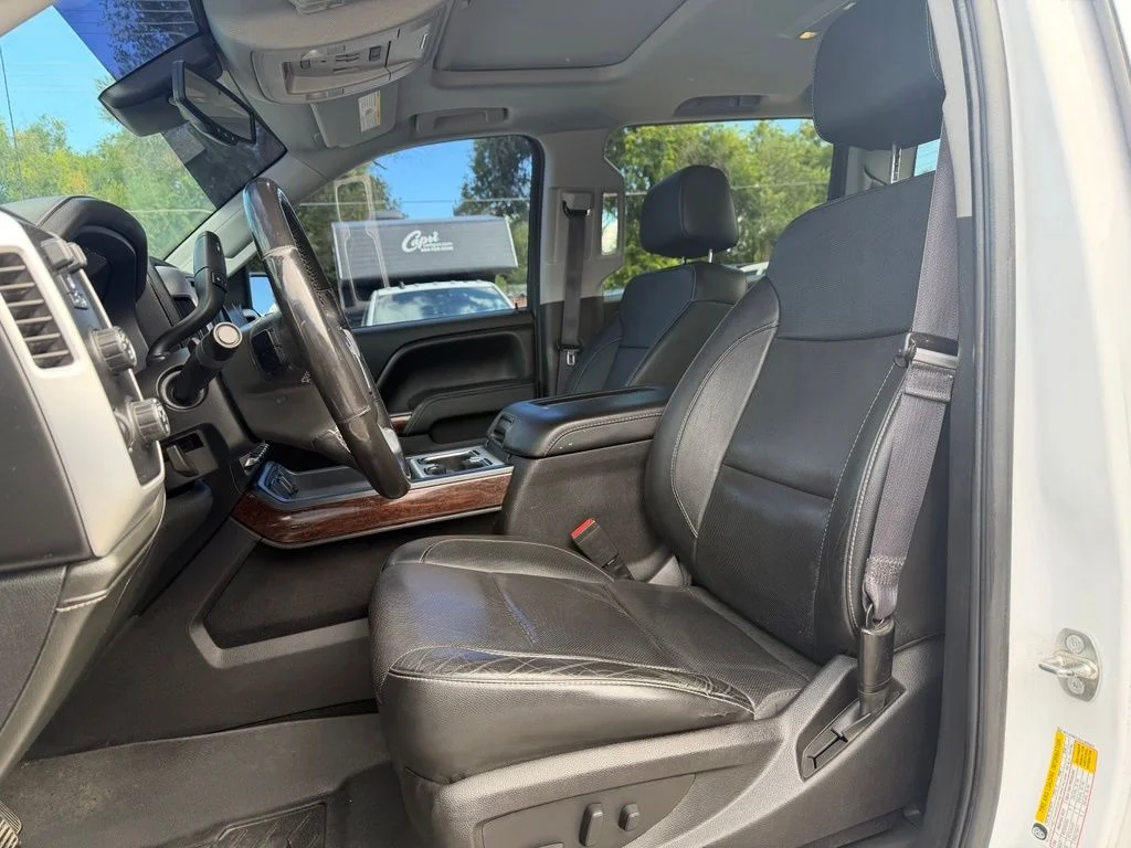 Used 2016 White GMC SLT image 10