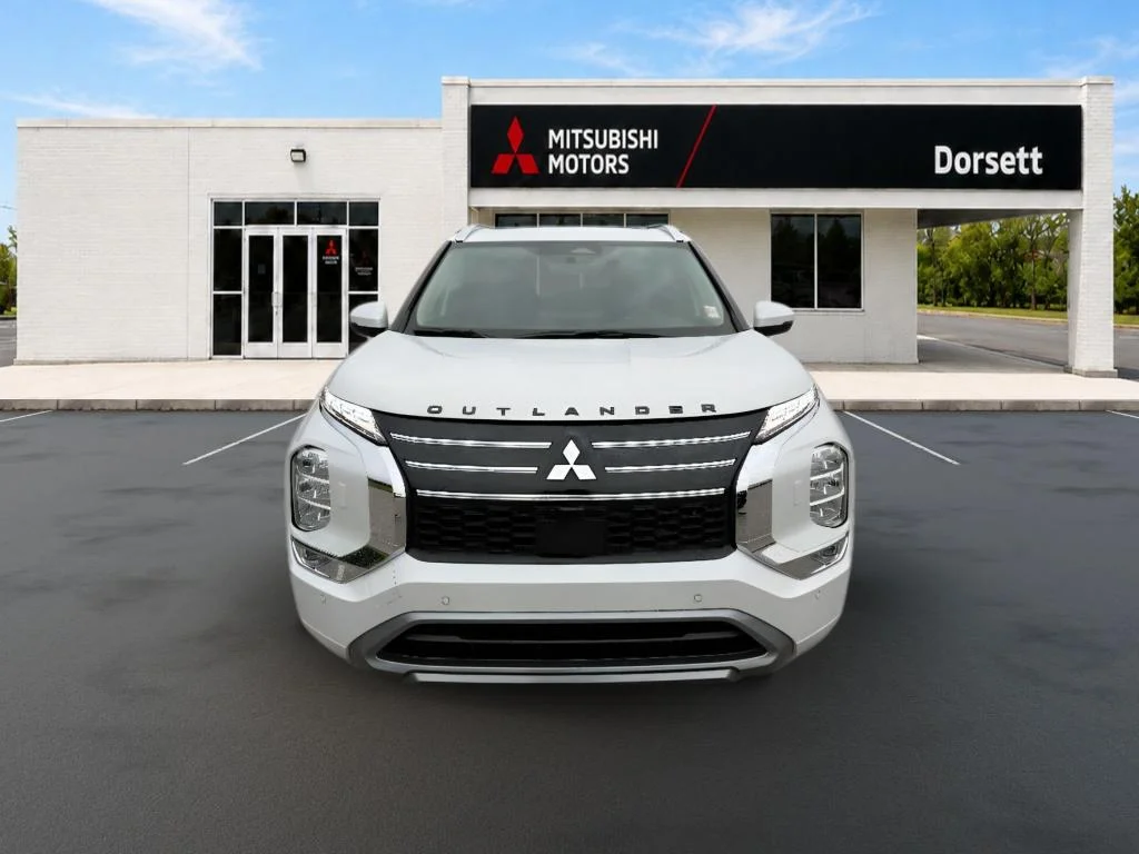 New 2026 White Mitsubishi SEL image 2
