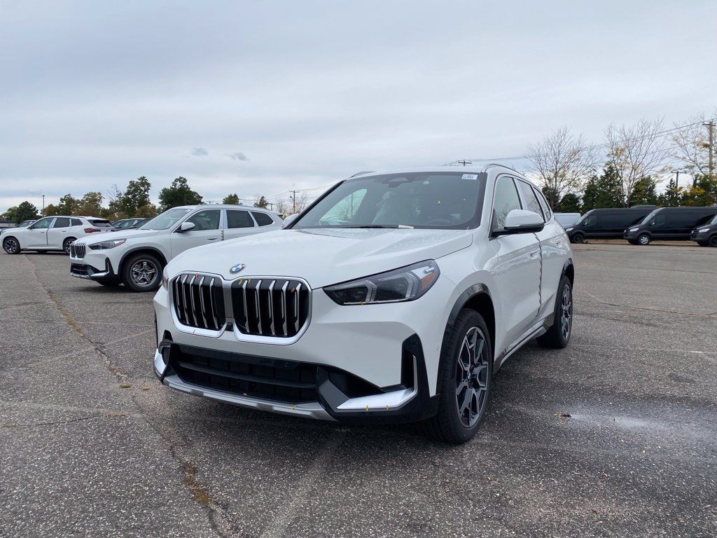 2027 BMW X1