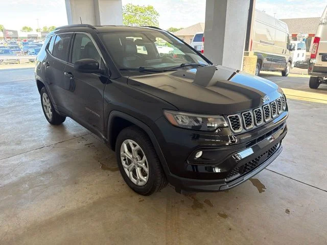 Used 2024 Black Jeep Latitude image 6