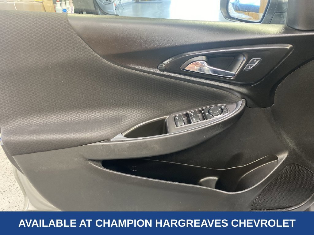 Used 2016 SILVER ICE METALLIC Chevrolet LT image 30