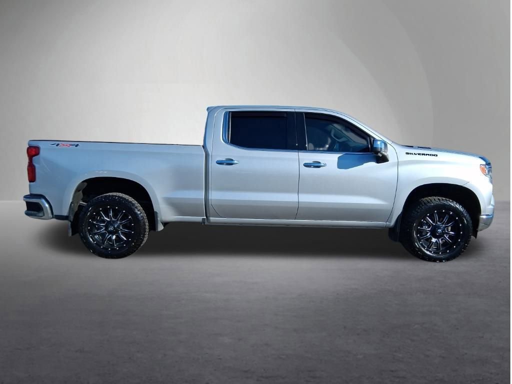 Used 2022 Chevrolet Silverado 1500 LTZ with VIN 1GCUDGET9NZ521383 for sale in Red Wing, Minnesota