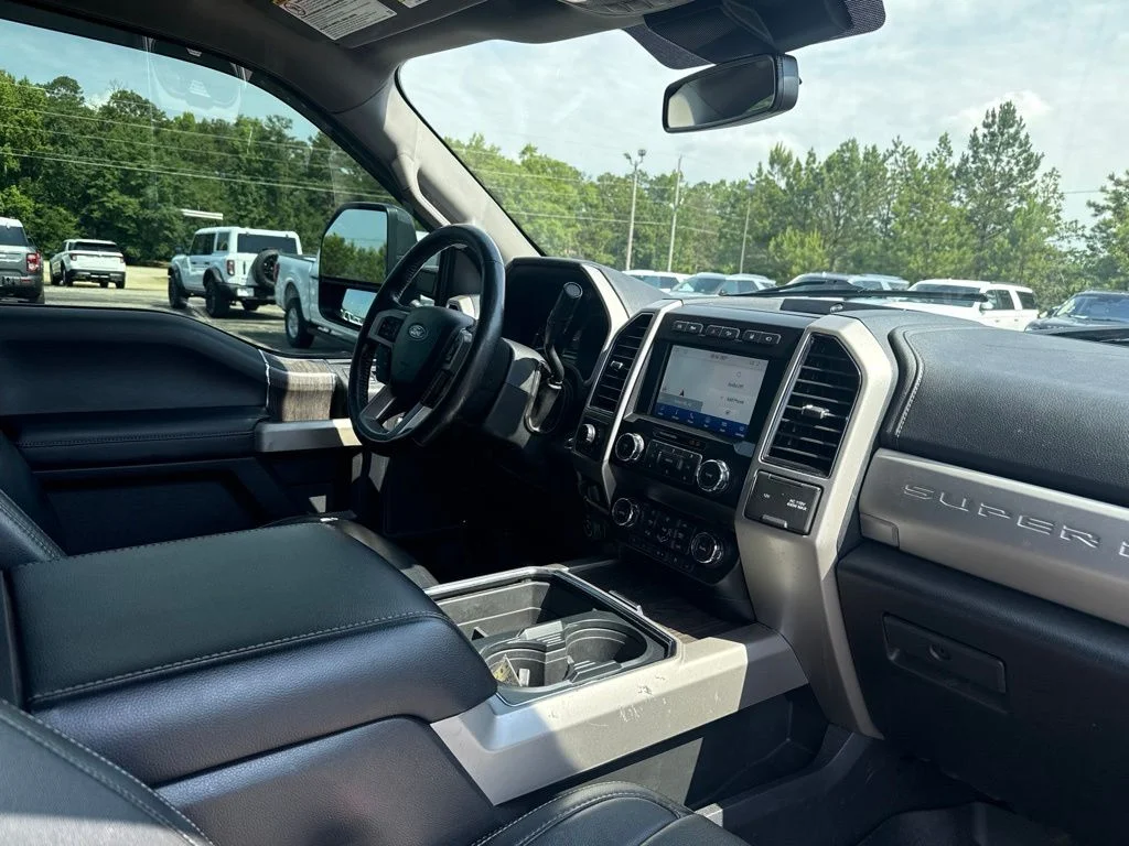 Used 2020 Gray Ford Lariat image 10