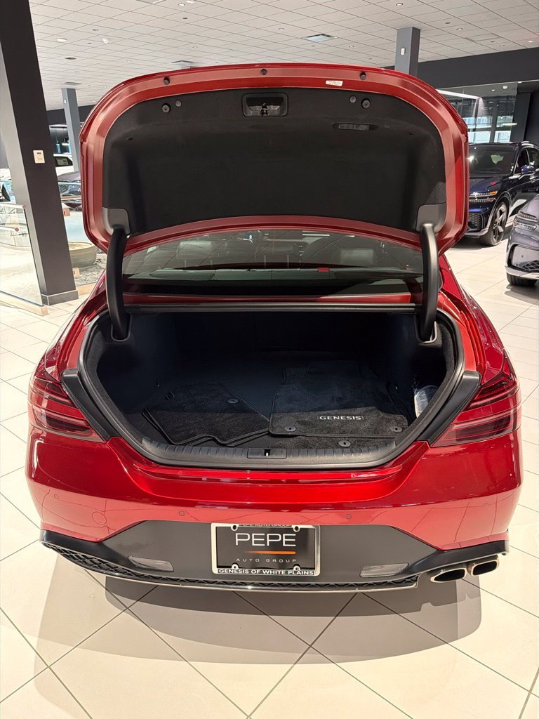 2023 GENESIS G70 Standard - Photo 17