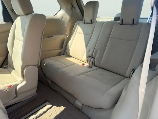 Used 2015 Blue Nissan SV image 32