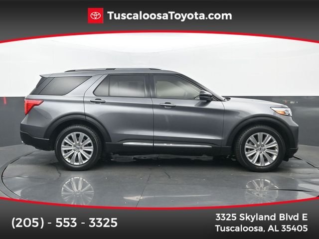 2022 Ford Explorer Limited RWD's photo