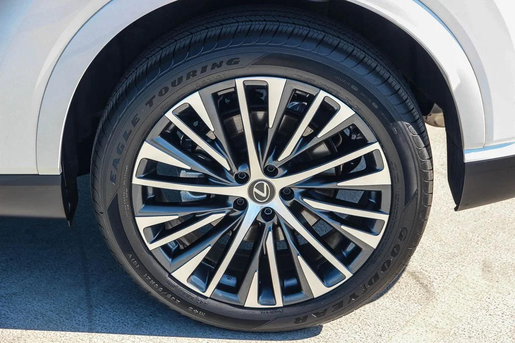 Certified Used 2023 White Lexus 350 Premium Plus image 12