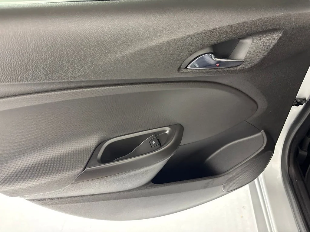 Used 2018 Silver Chevrolet LS image 20