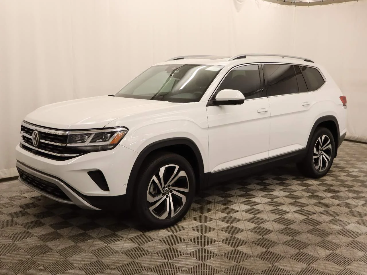 2021 Volkswagen Atlas 3.6L V6 SEL Premium Tiptronic 4MOTION's photo